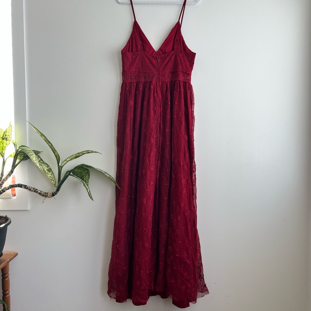 Crimson Lace Maxi Dress - Picture 4 of 4